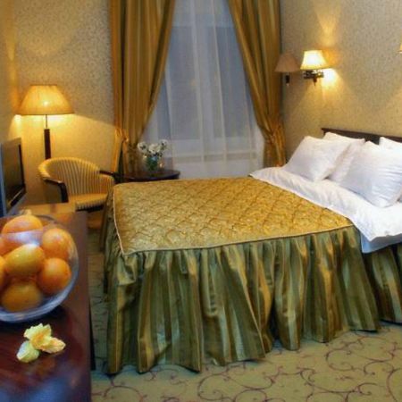 Royal Hotels And Spa Resorts Promenad ตรุสคาเวตส์ ภายนอก รูปภาพ